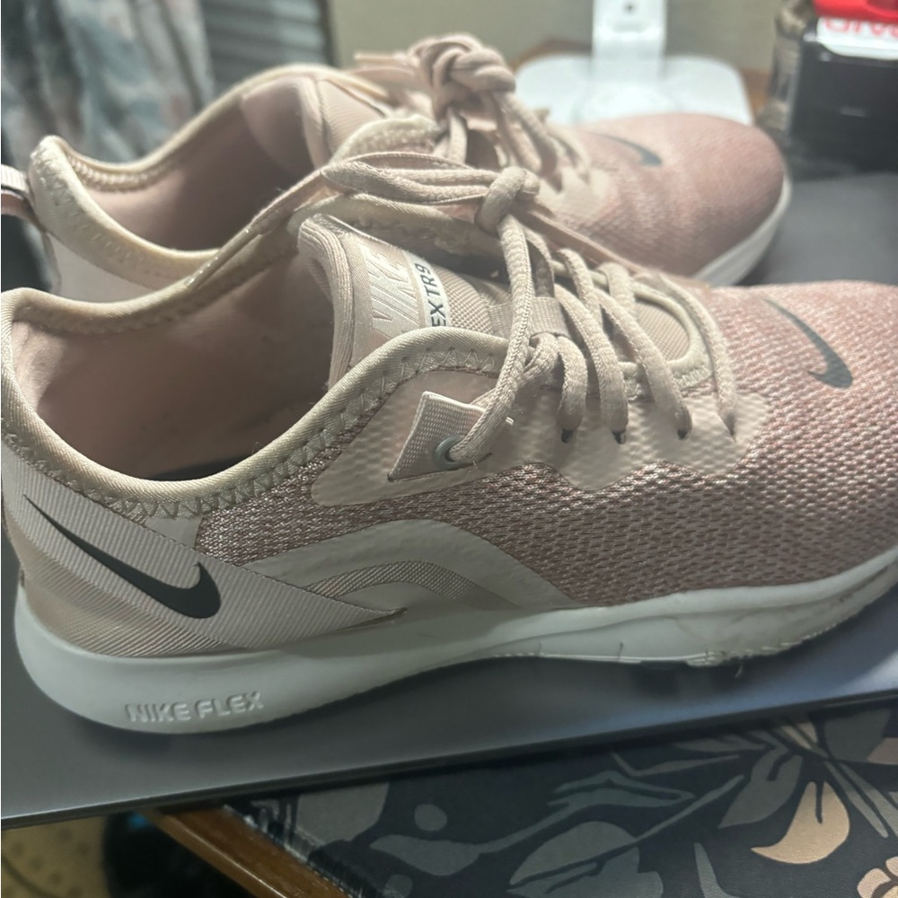 Nike 25